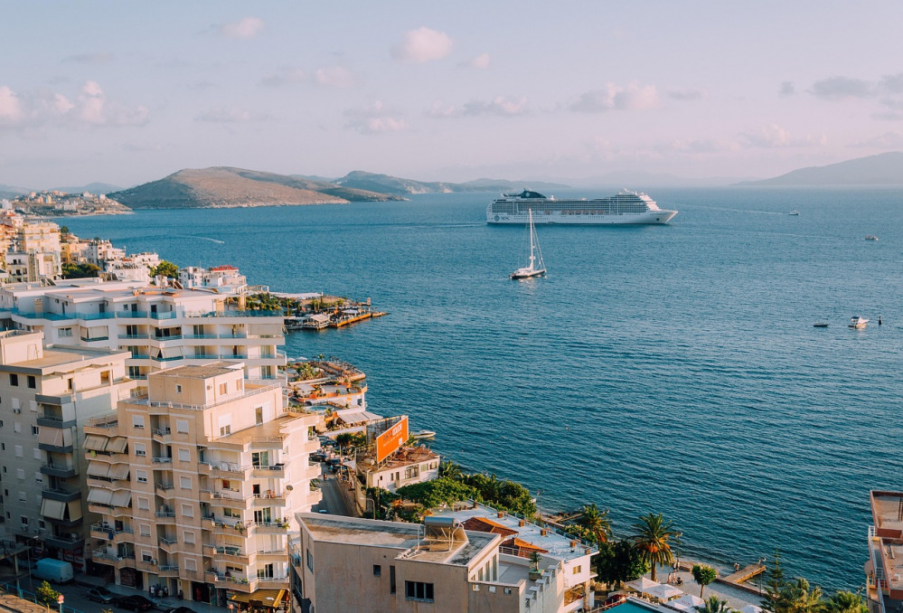 cruise ship