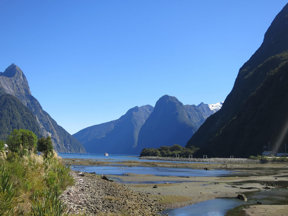 new zealand milford sound